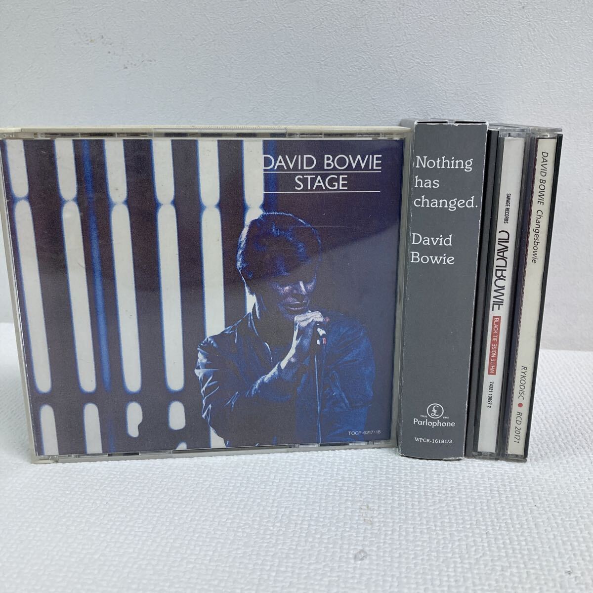I1017P3 まとめ★デヴィッド・ボウイ DAVID BOWIE CD 4巻セット 音楽 洋楽 / STAGE / BLACK TIE NOISE WHITE / CHANGES BOWIE 他_画像1