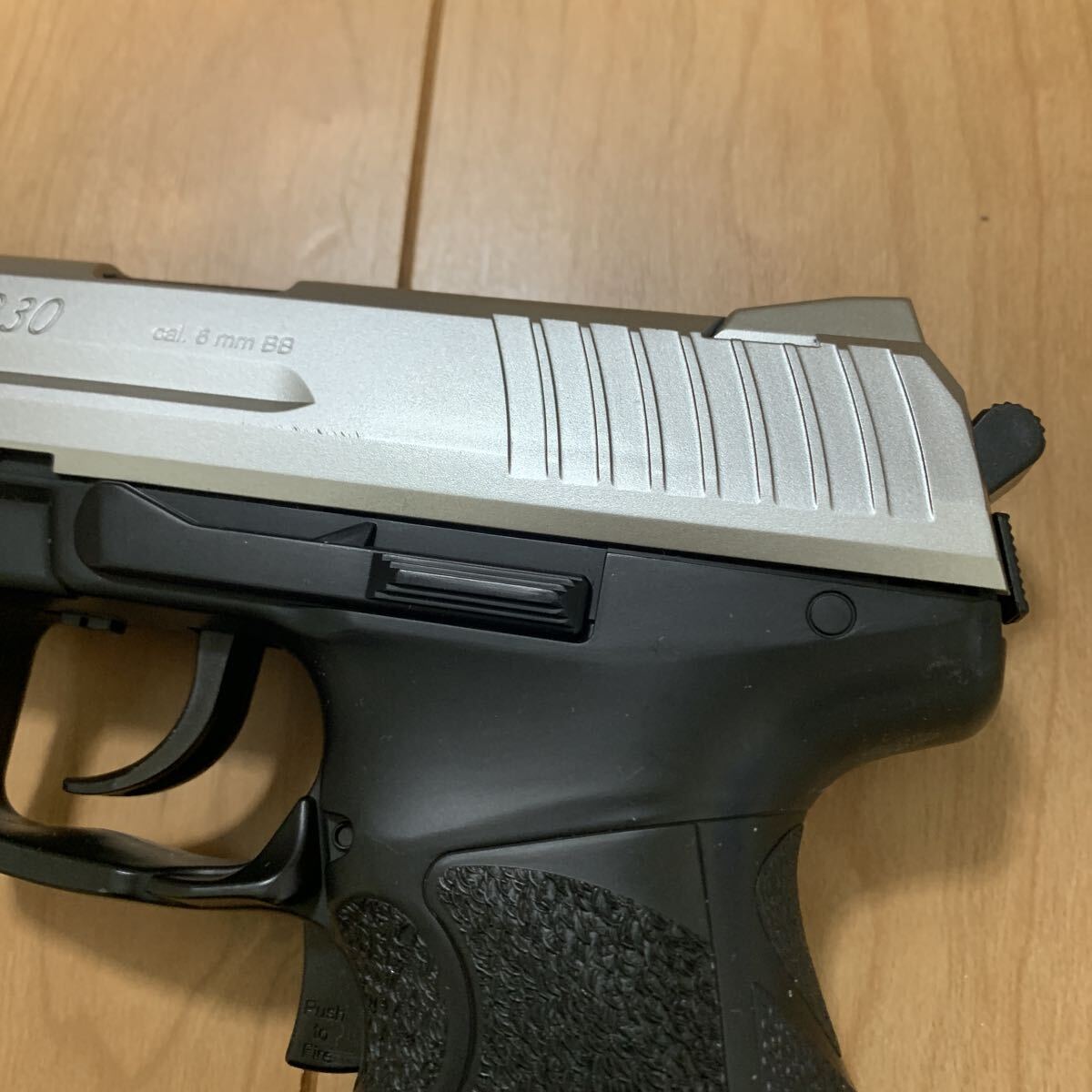  IS-1014さ60 東京マルイ 電動ブローバック フルオート エアソフトガン P30 動作未確認_画像3
