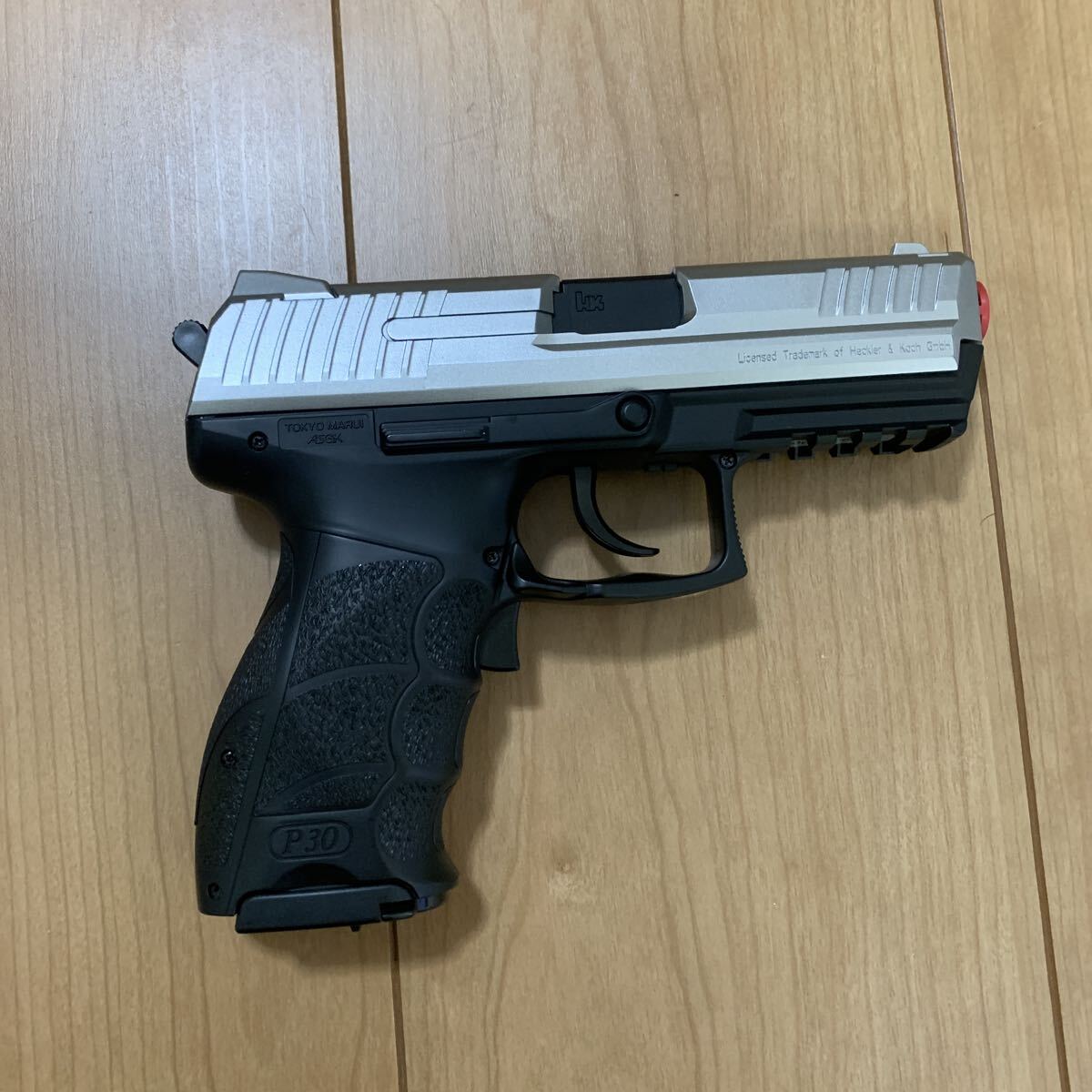  IS-1014さ60 東京マルイ 電動ブローバック フルオート エアソフトガン P30 動作未確認_画像5
