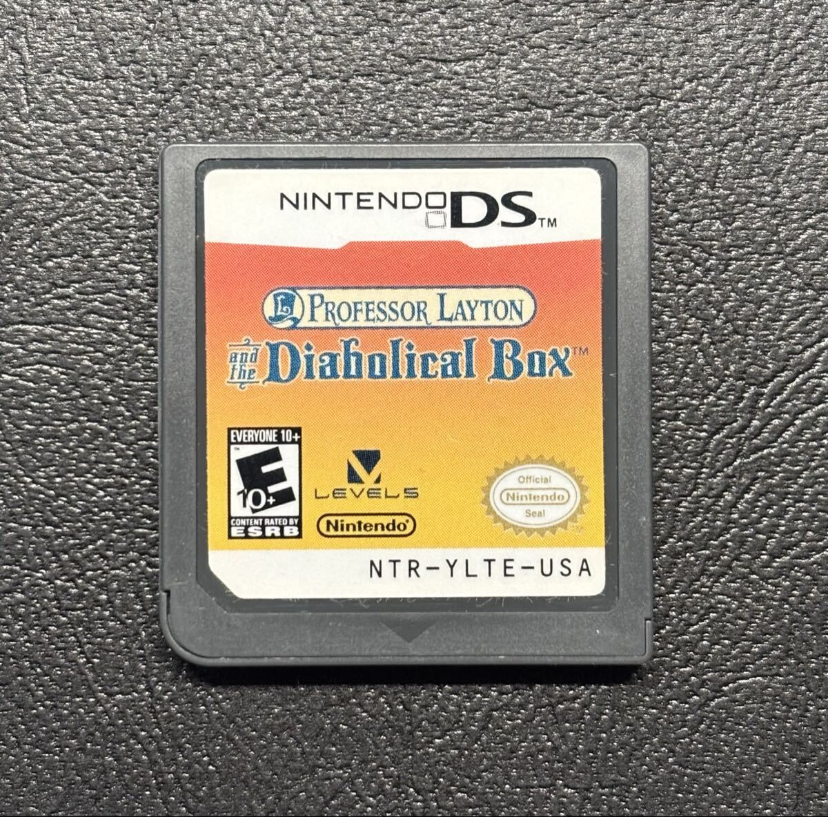 レイトン教授と悪魔の箱　北米版 DS_画像1