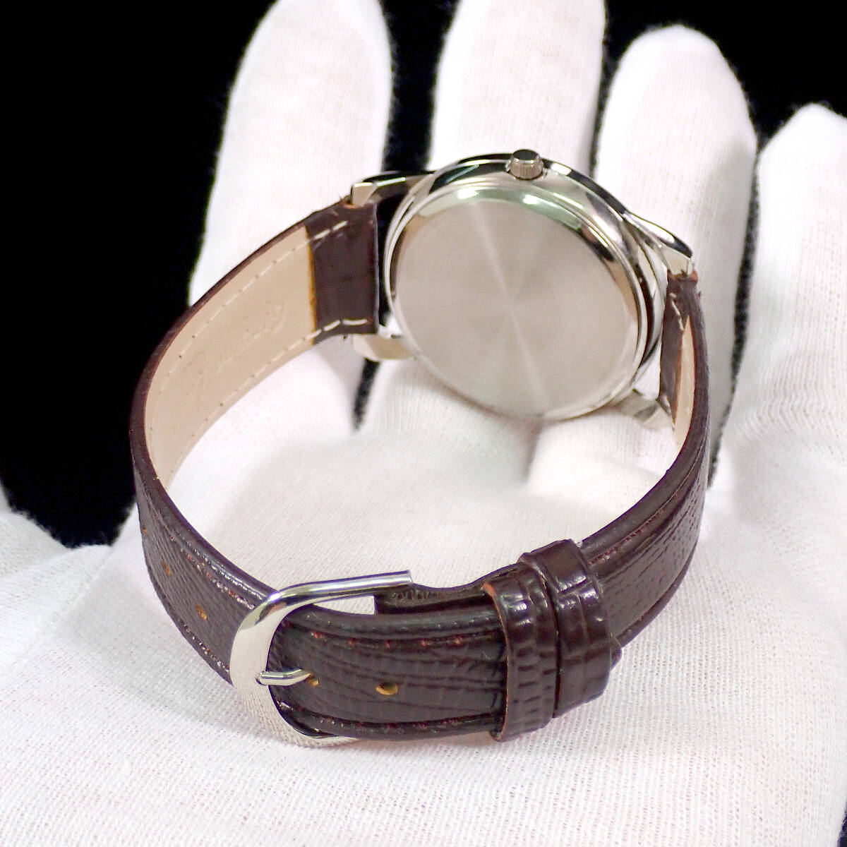 未使用 Old Parr シルバー／ホワイト文字盤 点検動作品 スコッチウイスキー オールドパー _画像4