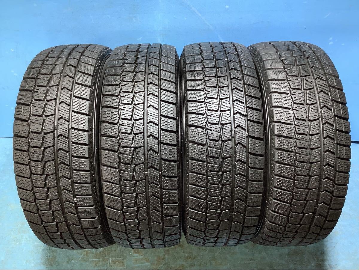 215/60R16 22年製　　　　　　 DUNLOP WINTERMAXX WM02 中古タイヤ４本　　　スタッドレスタイヤ　215/60/16_画像1
