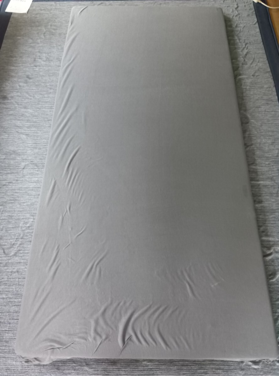 GOKUMIN マットレス 高反発マットレス 厚さ5cm 硬め 180N 耐圧分散 消臭 抗菌 ウレタン 高密度32D 敷布団 ブラック シングル_画像4