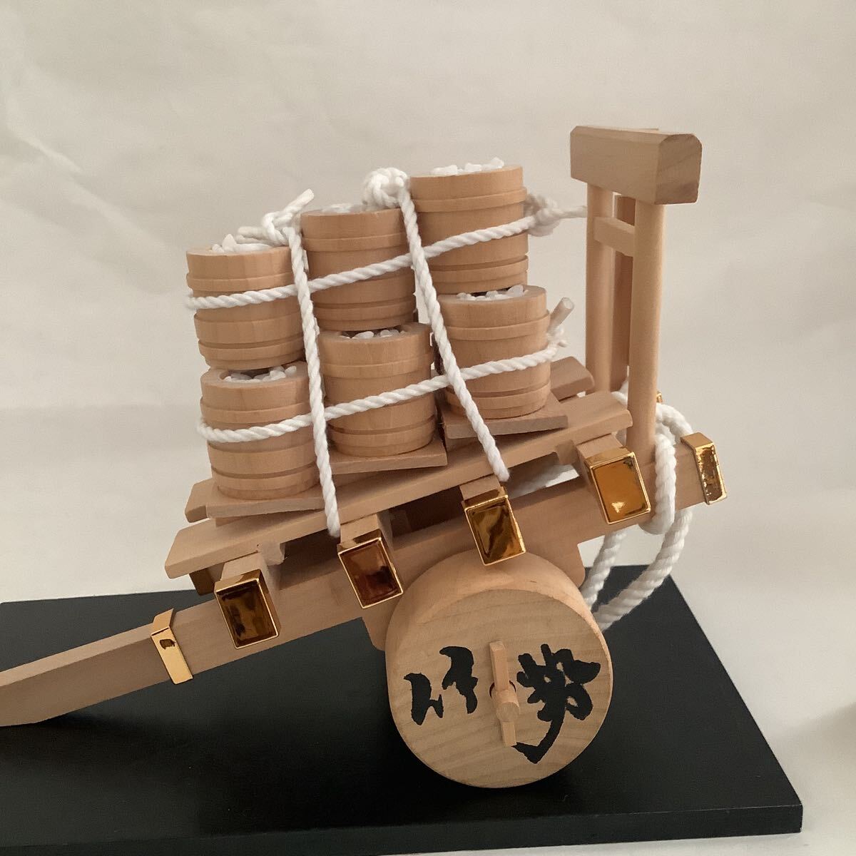 第六十二回神宮式年遷宮 奉献車 伊勢神宮 オルゴール付 伊勢音頭 木製 お木曳き 置物_画像6