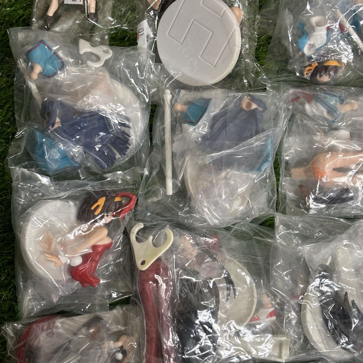 2430 涼宮ハルヒの憂鬱 グッズ まとめ フィギュア セット 涼宮ハルヒ 長門有希 朝比奈みくる 鶴屋さん 水着 バニー 制服 メイド セクシー_画像7