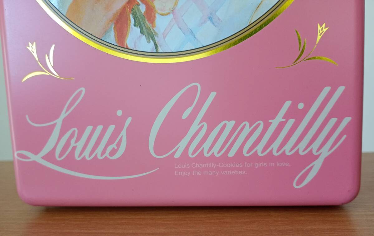 レトロ Louis Chantilly 花を持った少女 クッキー缶お菓子缶 四角缶 缶のみ 1997年_画像2