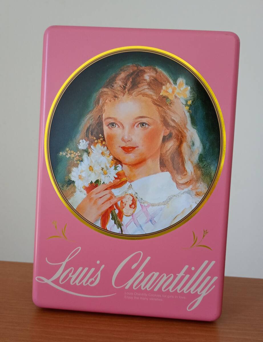 レトロ Louis Chantilly 花を持った少女 クッキー缶お菓子缶 四角缶 缶のみ 1997年_画像1