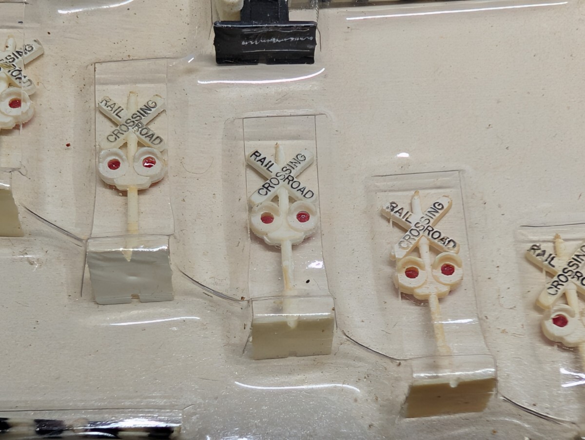 鉄道模型 信号機 遮断機 Nゲージ ストラクチャー_画像2