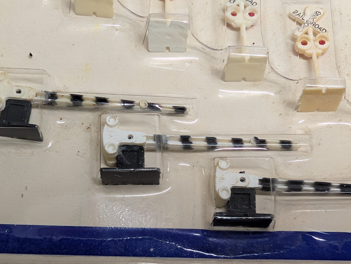 鉄道模型 信号機 遮断機 Nゲージ ストラクチャー_画像3