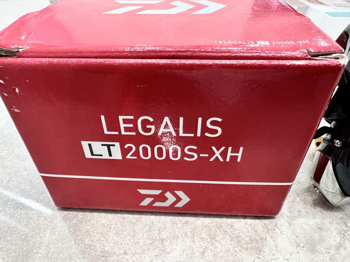 DAIWA ダイワ LEGALIS レガリス LT2000S-XH 釣具 フィッシング リール スピニングリール 中古 外箱付き_画像2
