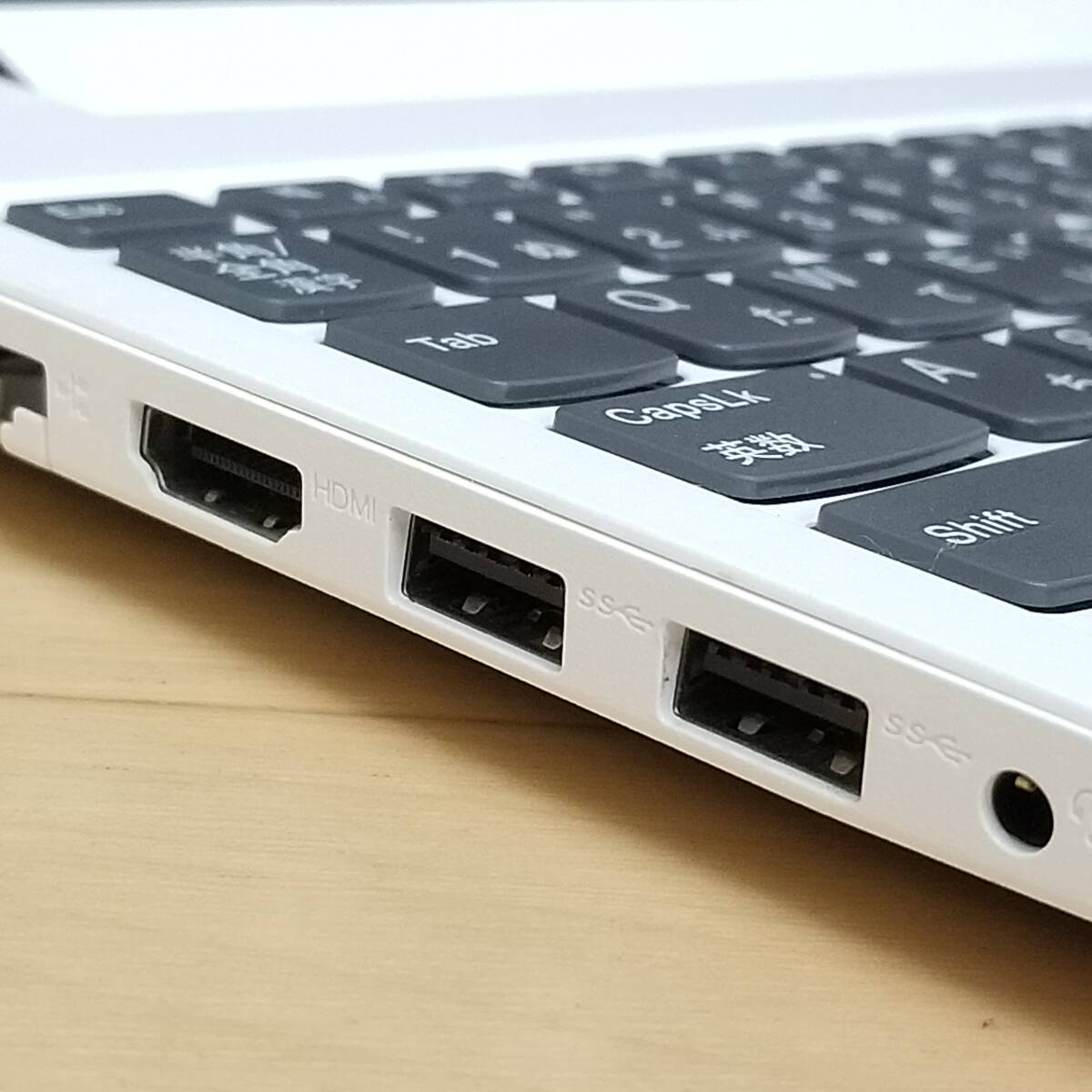 【大放出特価】2020年モデル/美品/新品SSD搭載/AMD Ryzen 3 3200U/メモリ8GB/Webカメラ/Office/Win11/即使用可ノートPC(E1973)_画像6