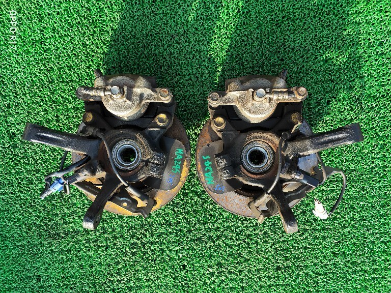 スズキ アルト HA24S ブレーキキャリパー ローター ハブナックル 左右 ABSセンサー付_画像1