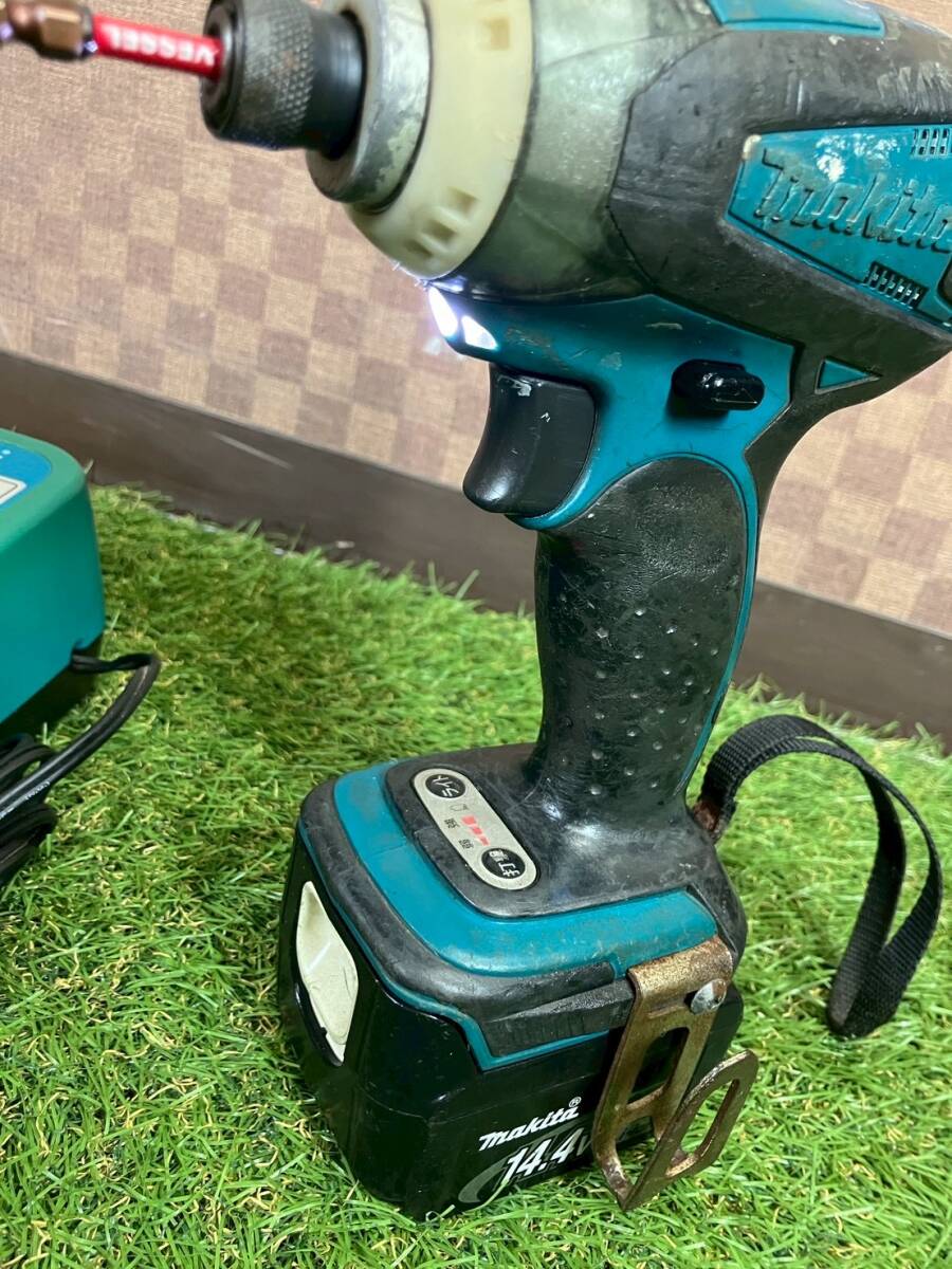 makita マキタ 14.4V 充電式 インパクトドライバ TD133D 充電器＋純正リチウムバッテリ１個付 キング工具 【1703K】_画像4