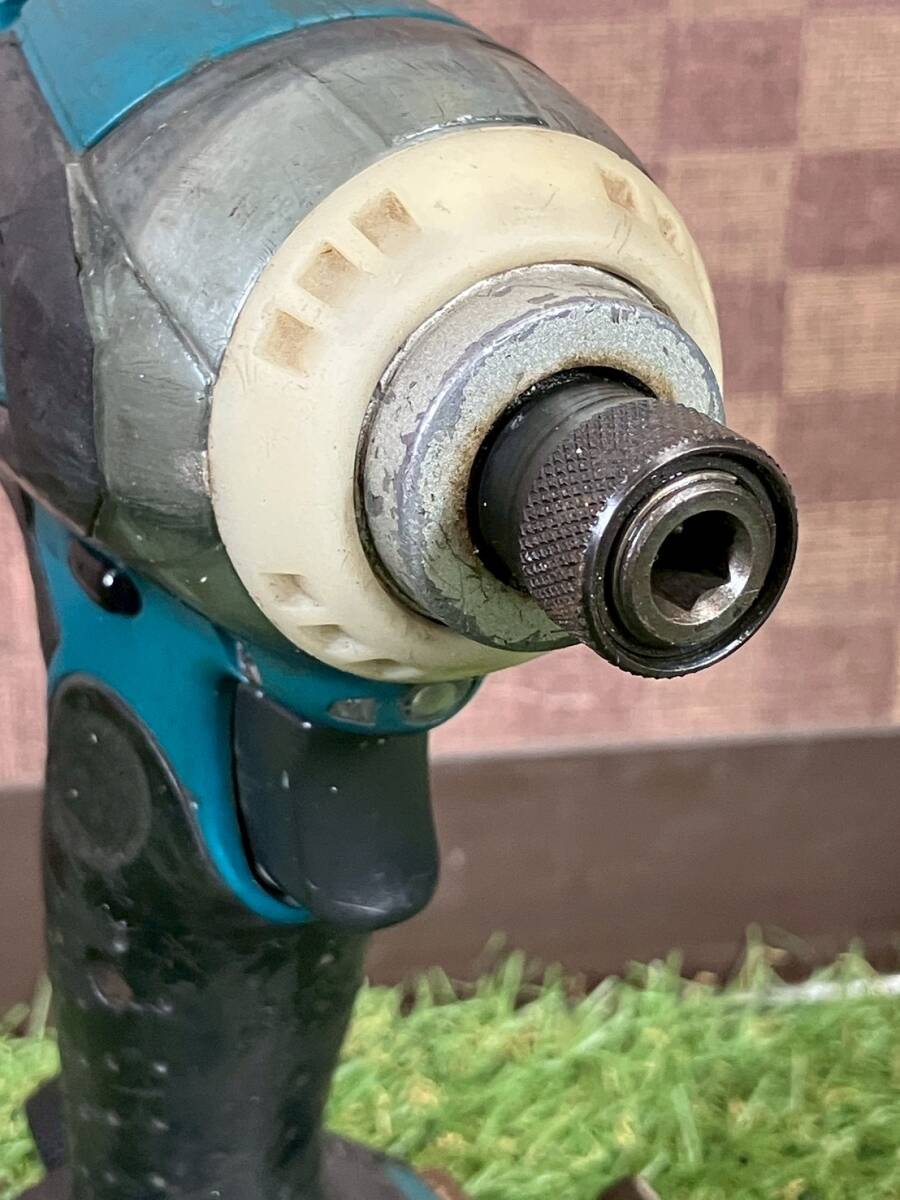 makita マキタ 14.4V 充電式 インパクトドライバ TD133D 充電器＋純正リチウムバッテリ１個付 キング工具 【1703K】_画像5