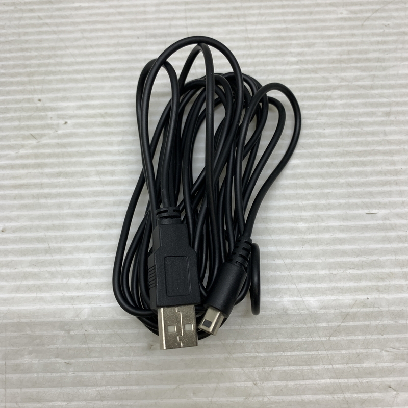 MIN【中古美品】CYBER Gadget サイバーガジェット USB ACアダプター 3m (3DS/3DS LL用)〈024-251012-kk-08-MIN〉_画像4