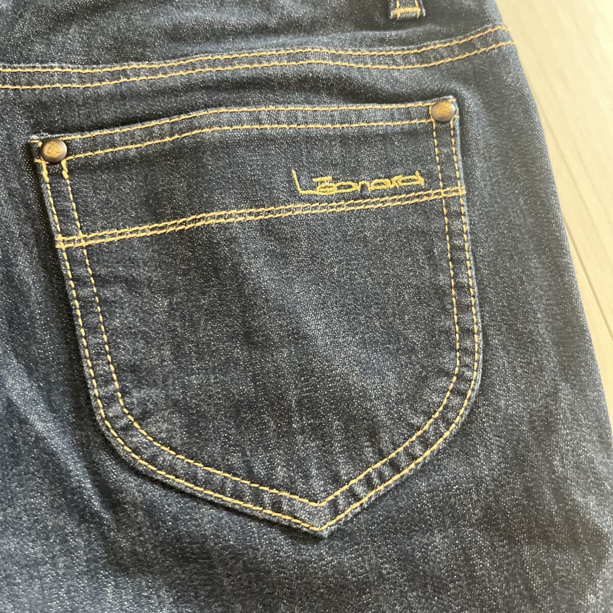 1円スタート LEONARD レオナール レディース古着 ジーンズ デニム デニムパンツ ブーツカット サイズ40_画像8