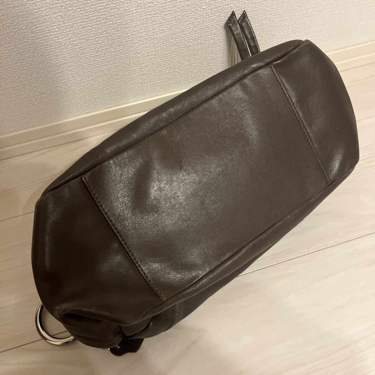 1円スタート COACH コーチ ショルダーバッグ レザー 本革 ブラウン 茶系 中古 カバン_画像4