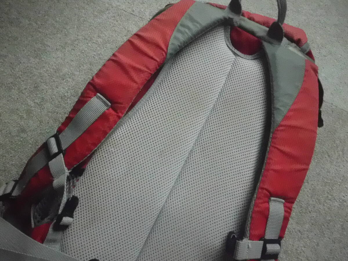 【中古】coleman トレッキング リュック CBA 06 赤 ◆ コールマン ザック バックパック【長期保管品】_画像3