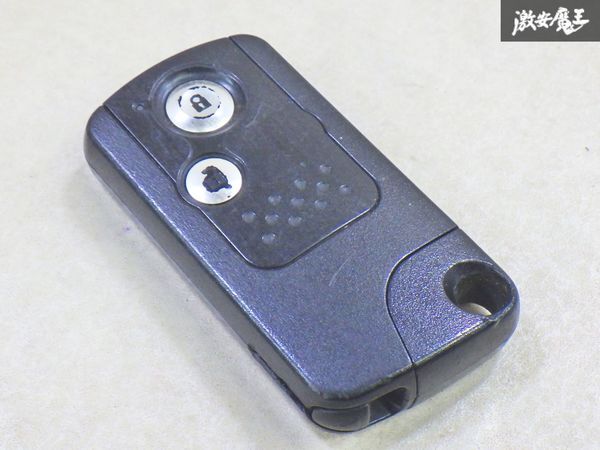【保証付!!】ホンダ 純正 ゼスト フィット等 キーレス リモコンキー 2ボタン 実働車外し 001YUB1006 在庫有 カギ 鍵 キー 即納 棚A-6-2_画像1