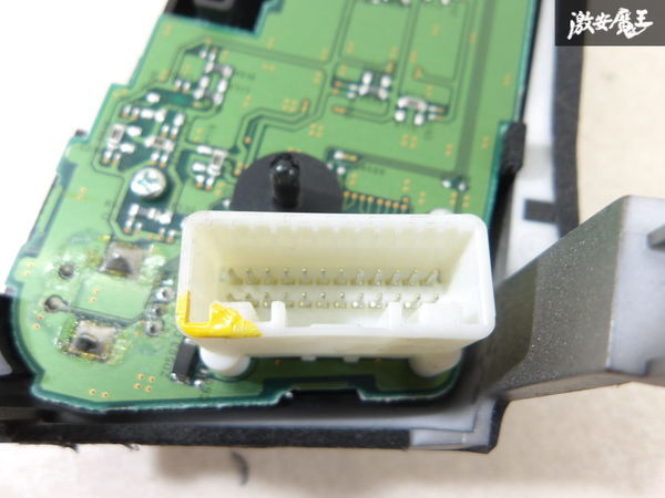 【実働外し!!】日産 純正 Y51 フーガ オーディオ パネル CD FM AM TV AUX 253911ME2A KY51 KNY51 HY51 即納 棚1-2-4-C_画像6