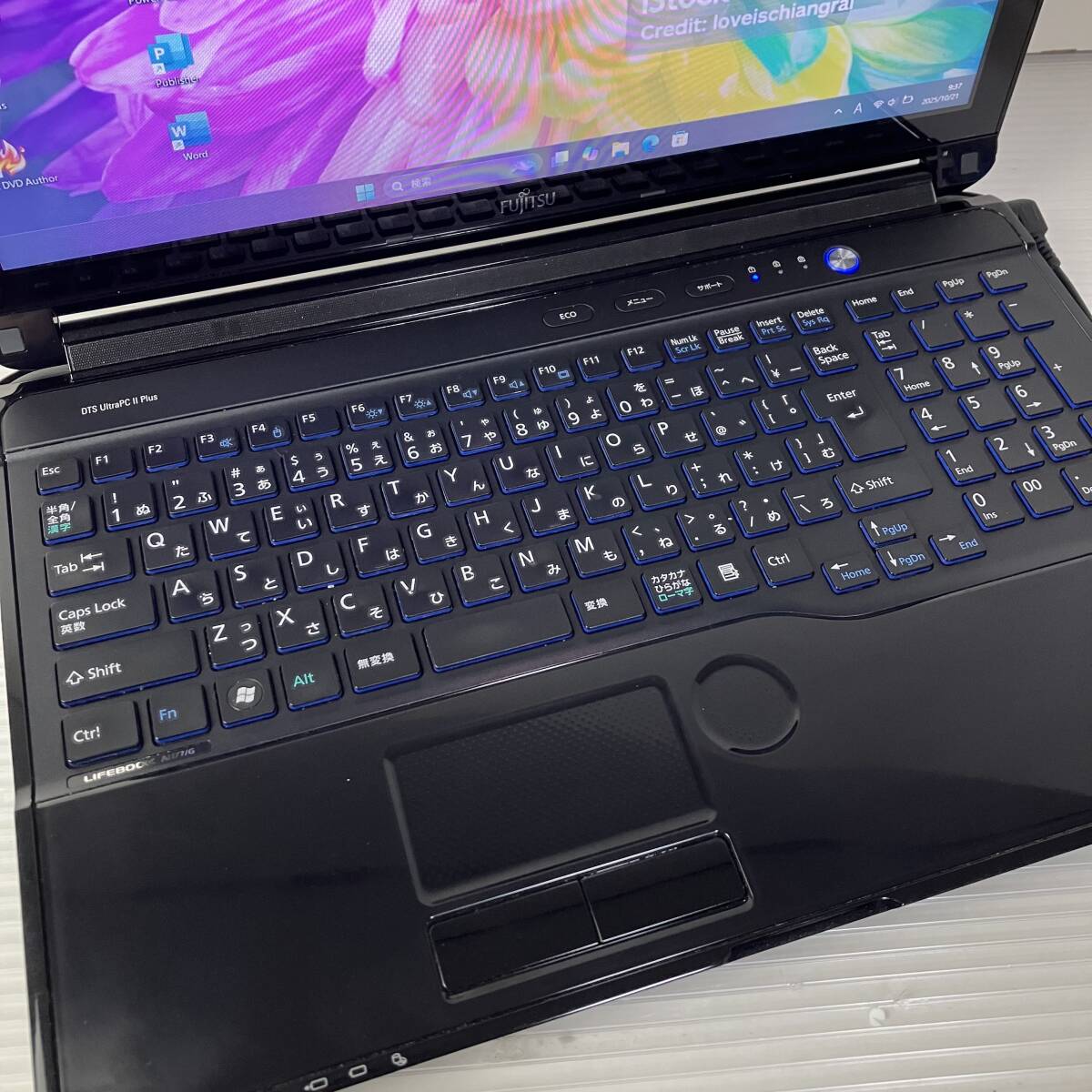 即使用可能 Windows11 Office2021 Quad Core i7 新品SSD512GB メモリ16GB FUJITSU LIFEBOOK Blu-ray Webカメラ 即決特典有 ノートパソコン_画像4