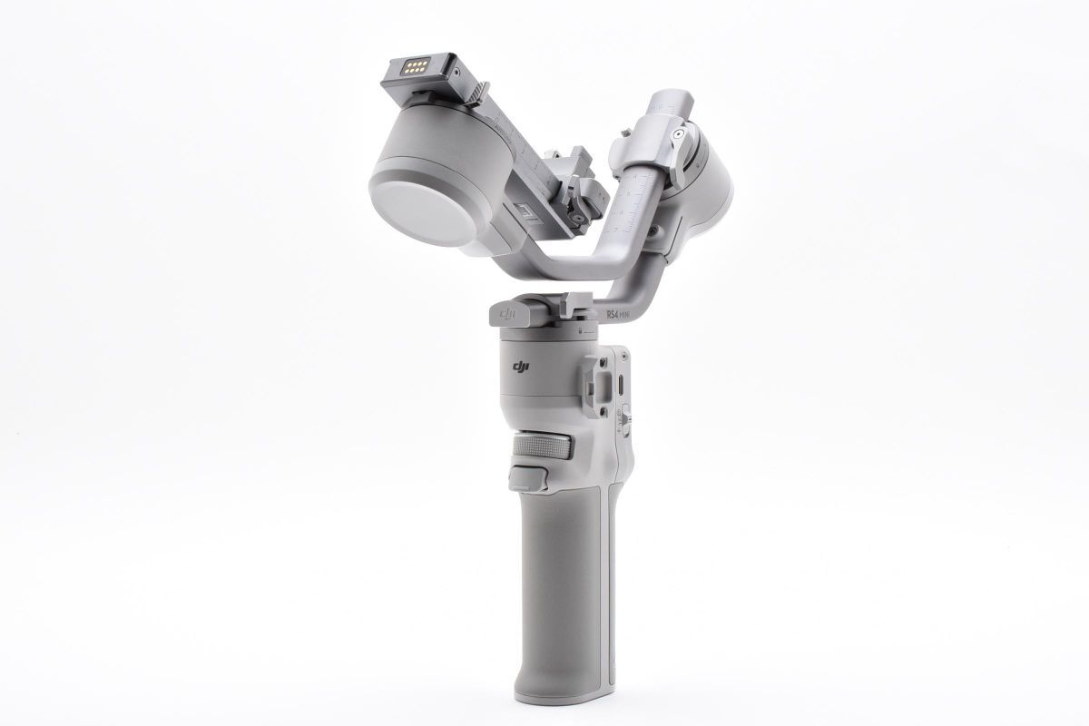 ★新品級★ ディージェイアイ DJI RS 4 Mini コンボ Combo グレー スタビライザー ジンバル　《付属品多数！》★完動品★ #85P16A510050_画像2