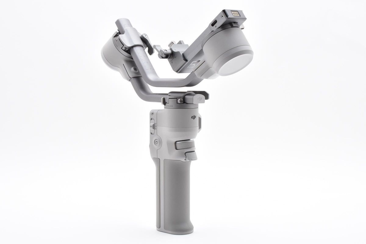 ★新品級★ ディージェイアイ DJI RS 4 Mini コンボ Combo グレー スタビライザー ジンバル　《付属品多数！》★完動品★ #85P16A510050_画像4