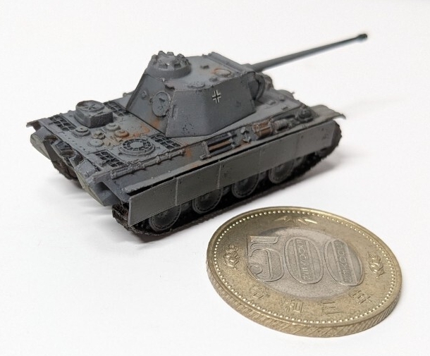 パンターG型（パンサーG型）　旧考証ジャーマングレー（海洋堂　ワールドタンクミュージアム8弾1/144 キット版）戦車　プラモデル完成品_画像6