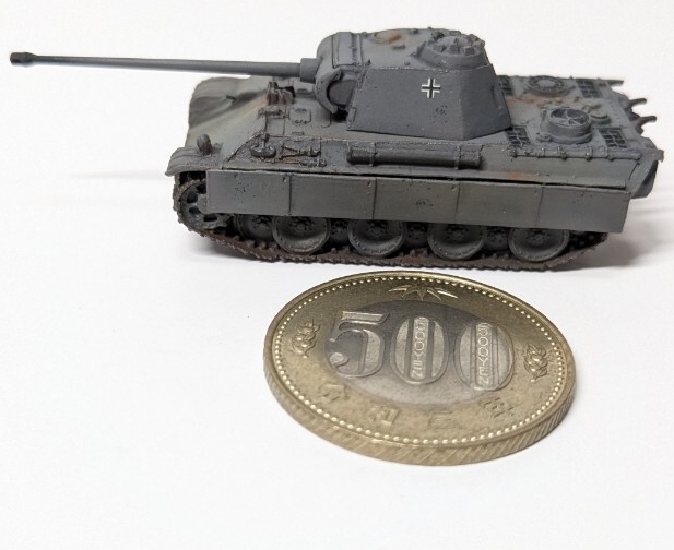 パンターG型（パンサーG型）　旧考証ジャーマングレー（海洋堂　ワールドタンクミュージアム8弾1/144 キット版）戦車　プラモデル完成品_画像2