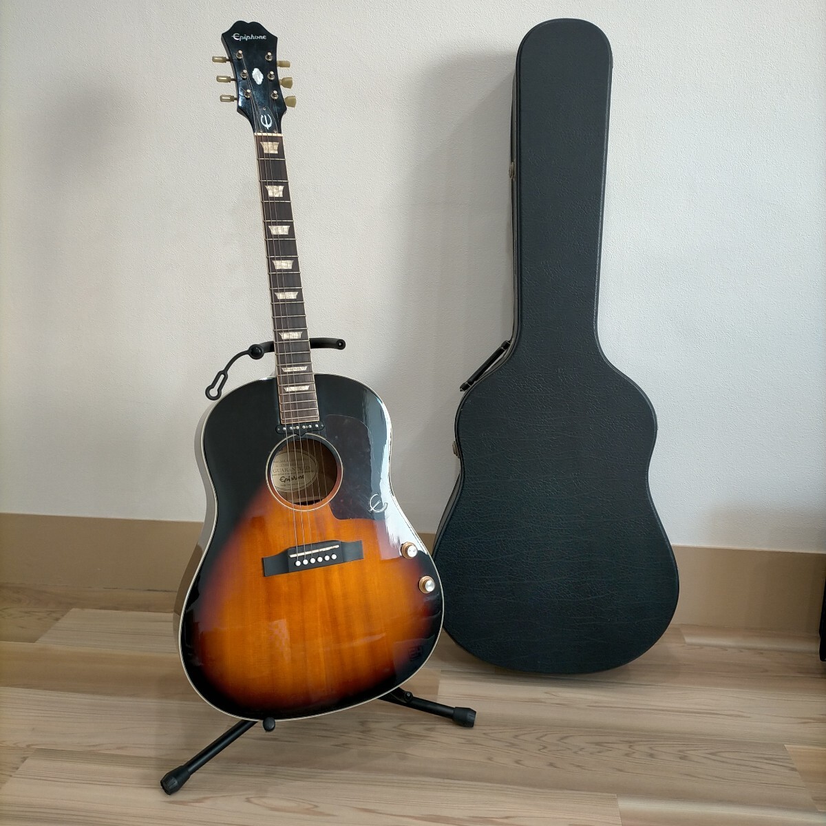  Epiphone (Epiphone) ограниченая версия акустическая гитара [EJ-160E] жесткий чехол ( YAMAHA), подставка комплект 