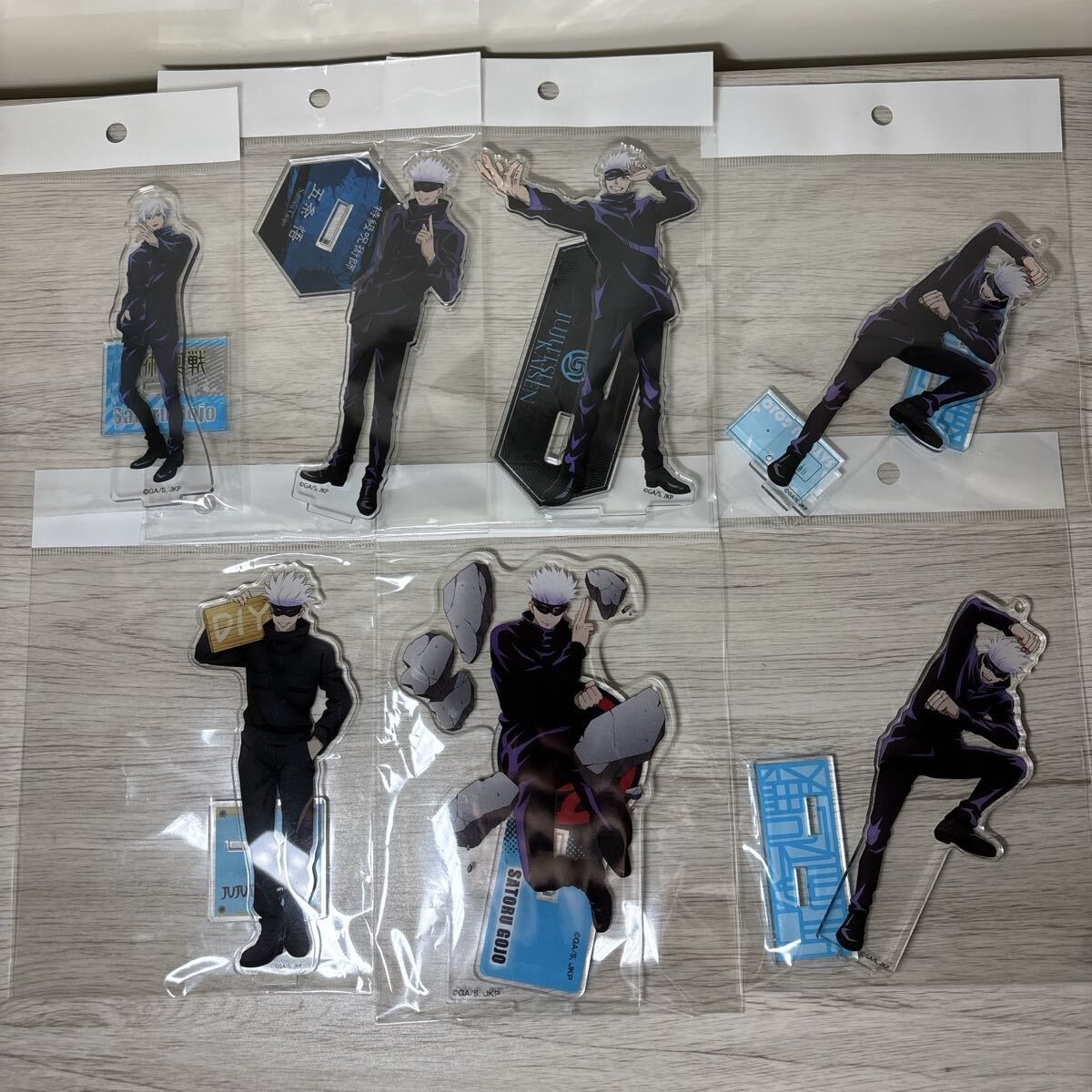 呪術廻戦 五条悟 アクリルスタンド 7個セット_画像1