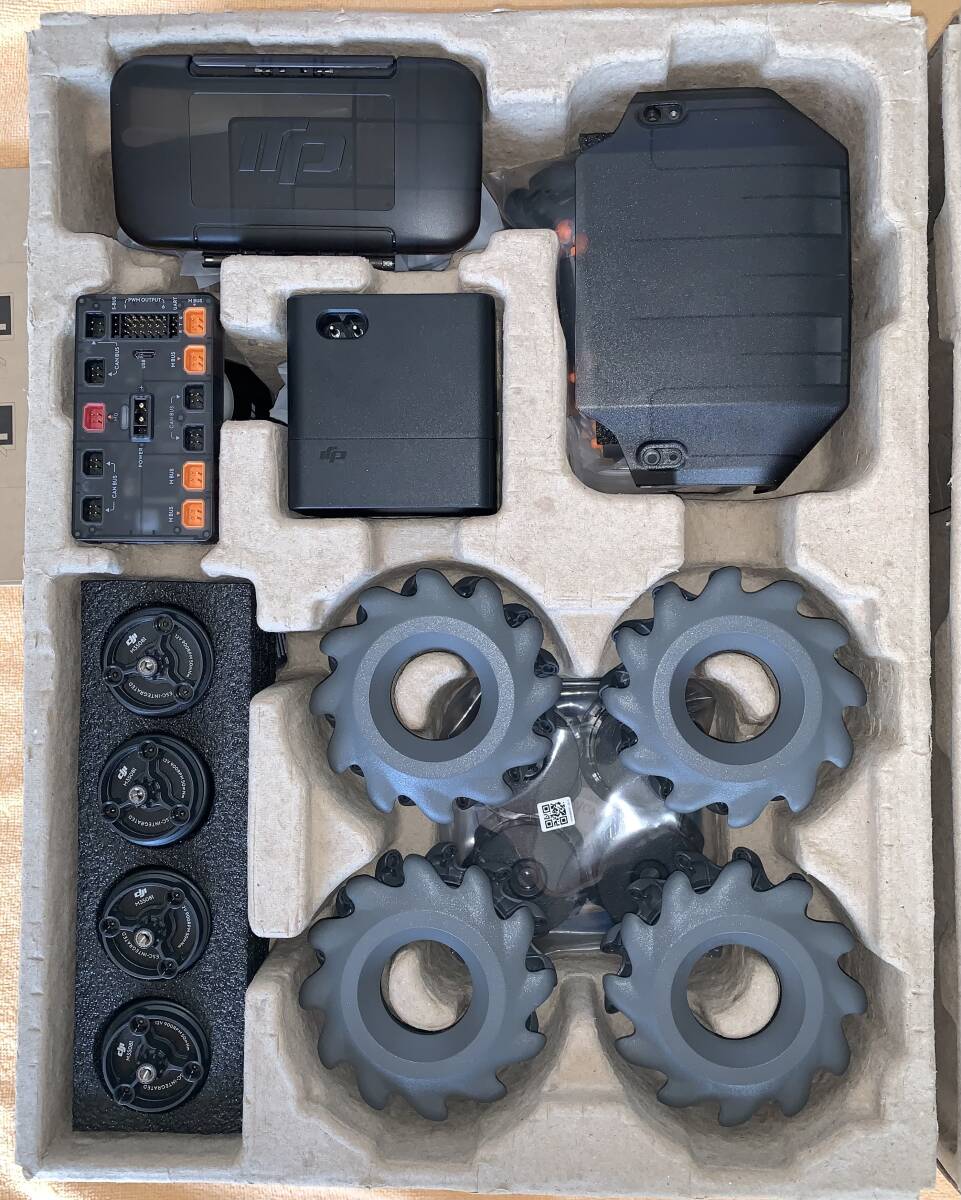 DJI RoboMaster S1 образование для робот не использовался товар + игра накладка др. 