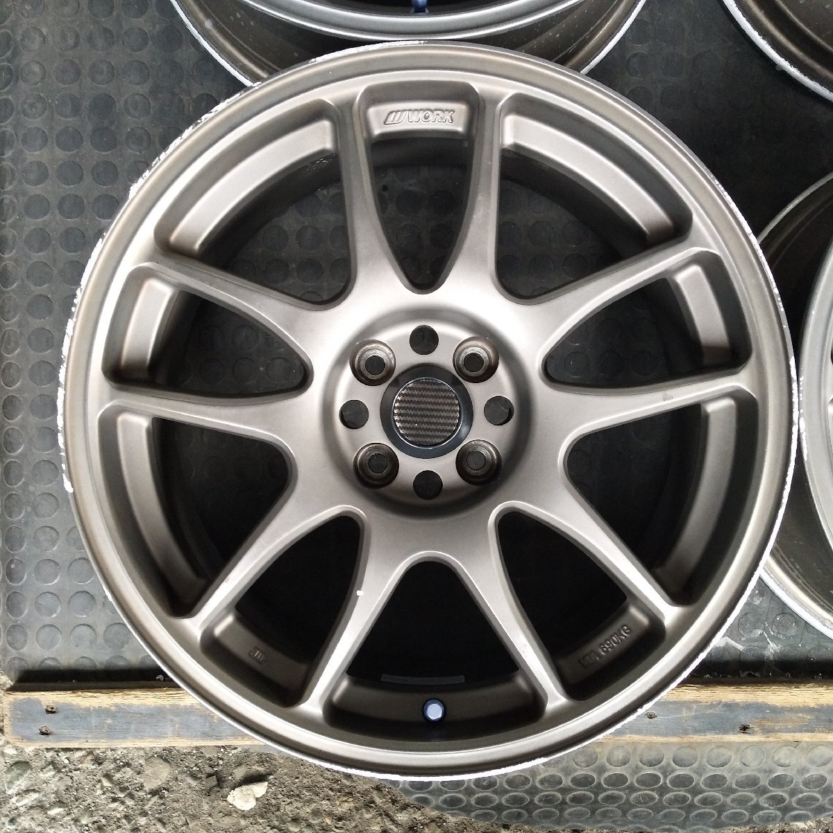 T10-97【4本価格】【17×7J 4x100 ET+32 ハブ60】WORK・ロードスター等・店頭引取可能・適格請求書発行可能★中古品_画像6