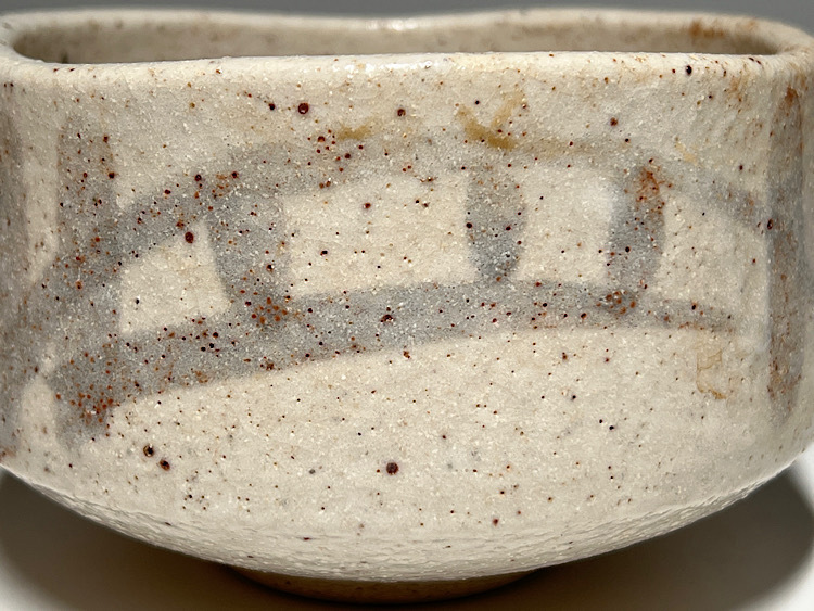 [.]. хвост .. Shino чашка 