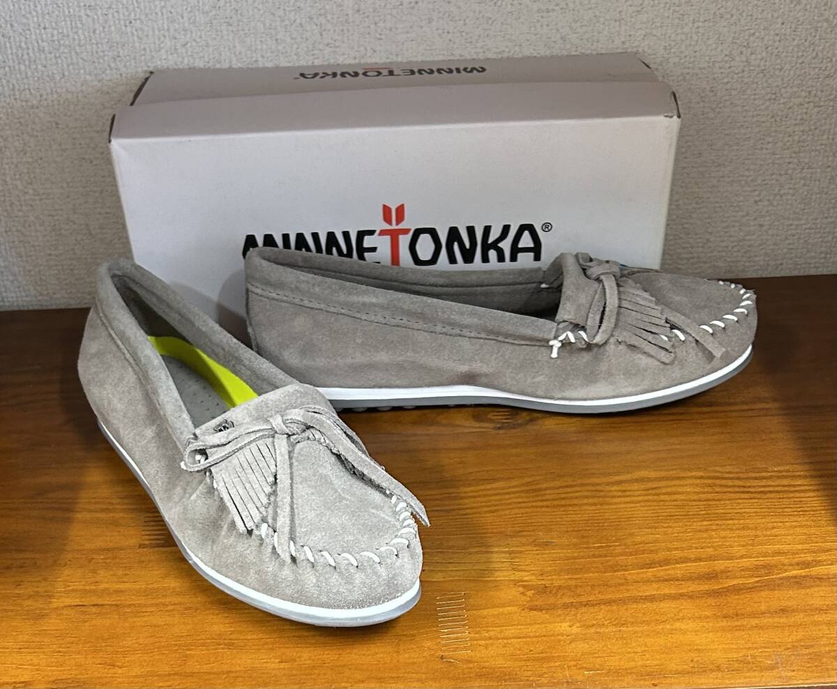 новый товар * Minnetonka. высококлассный замша натуральная кожа. мокасины * серый *US9*25.5.