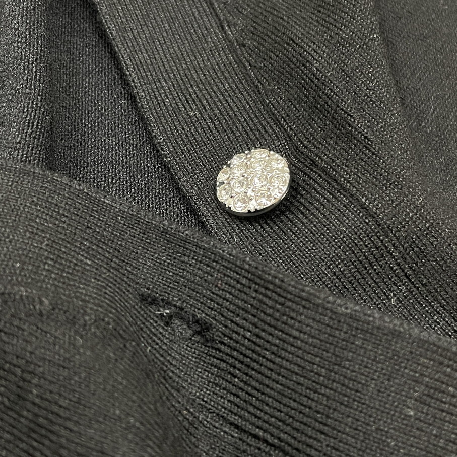 ZARA /S/ ブラック ビジューニットカーディガン 長袖トップス レディース カジュアル 大人可愛い生地ナイロン混ストレッチ デイリー ザラ_画像4