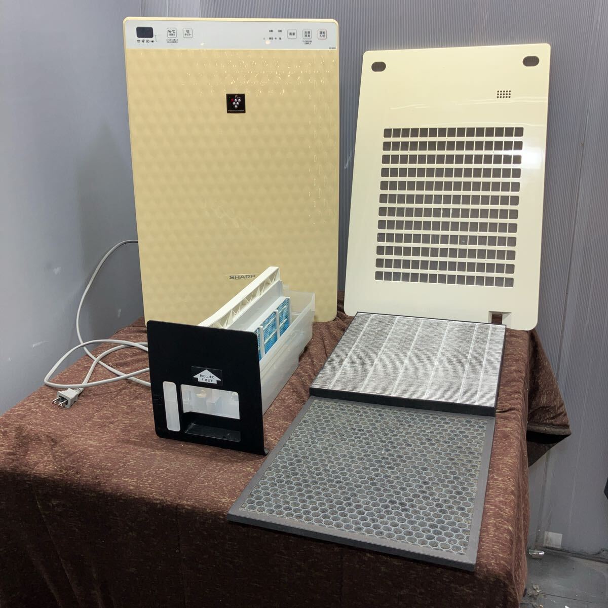 シャープ SHARP 2016年製 加湿空気清浄機 プラズマクラスター KC-30T6-W_画像1