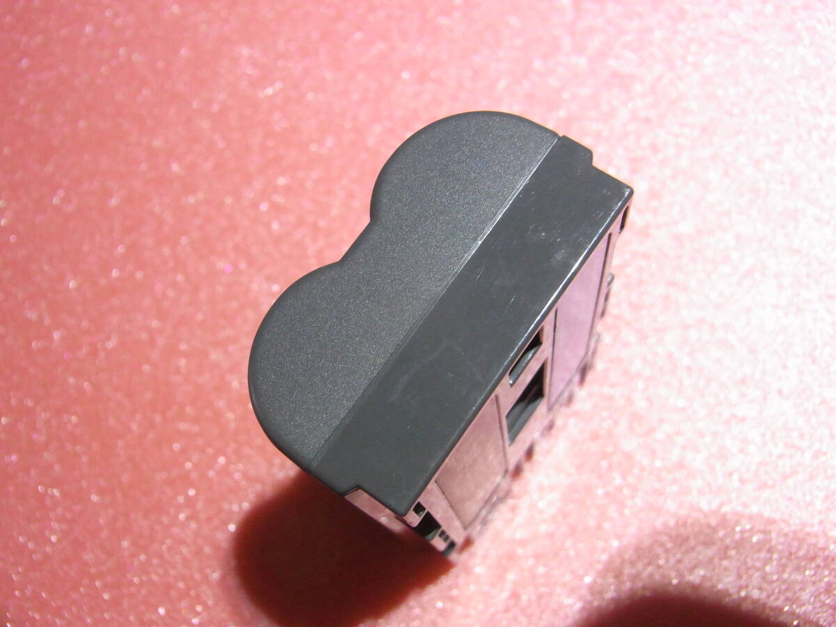 【送料無料】　【即決】 キャノン Canon 【純正品】 バッテリー 　BP-511A 　　　 BP-511　動作品 　　1._画像5