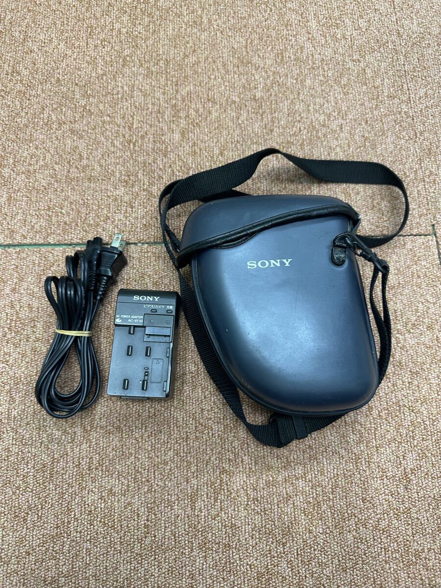 1円〜 SONY ソニー　DSC-F505 デジタルカメラ　W1030102_画像1