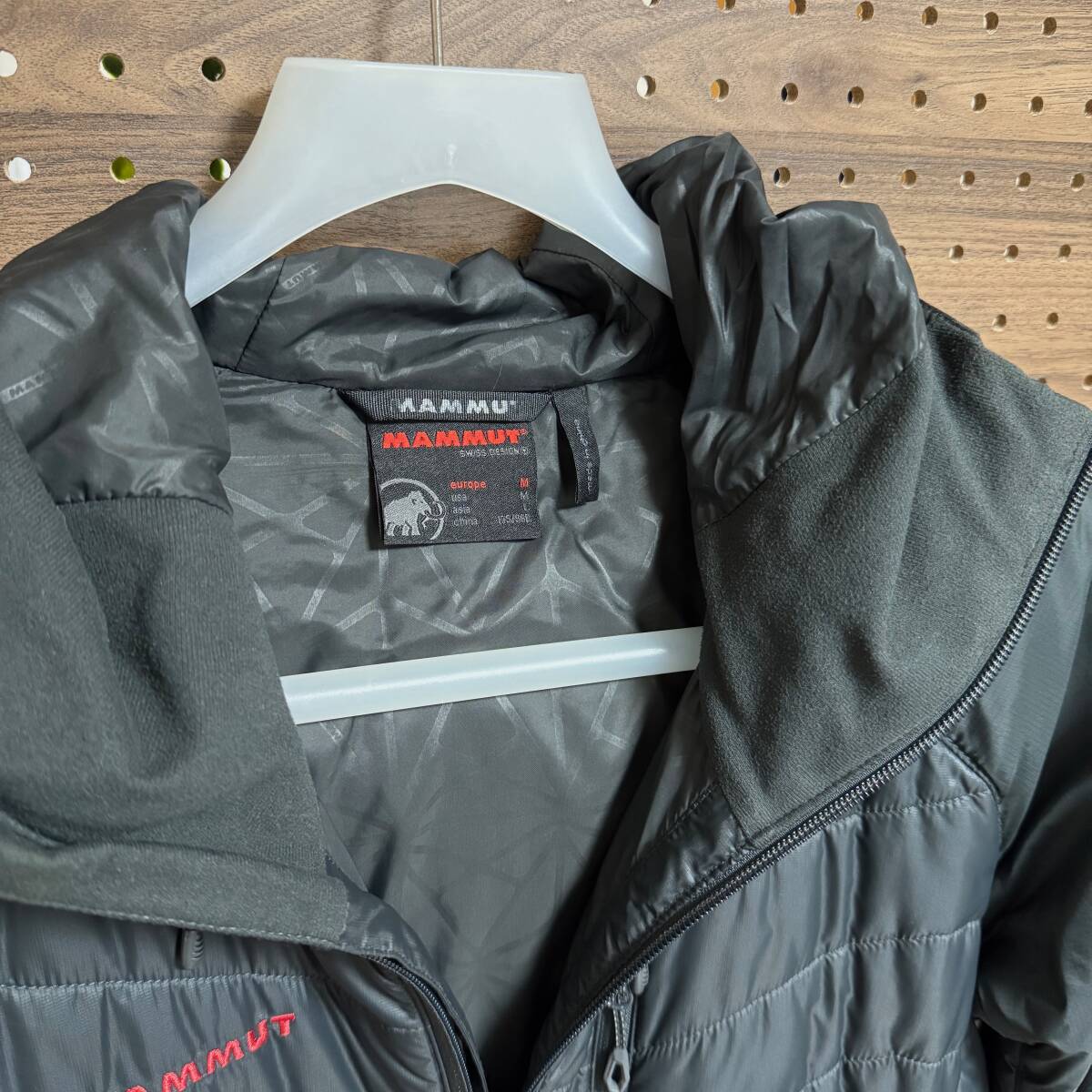 MAMMUT マムート インサレーションフードジャケット Mサイズ（アジアLサイズ）_画像4