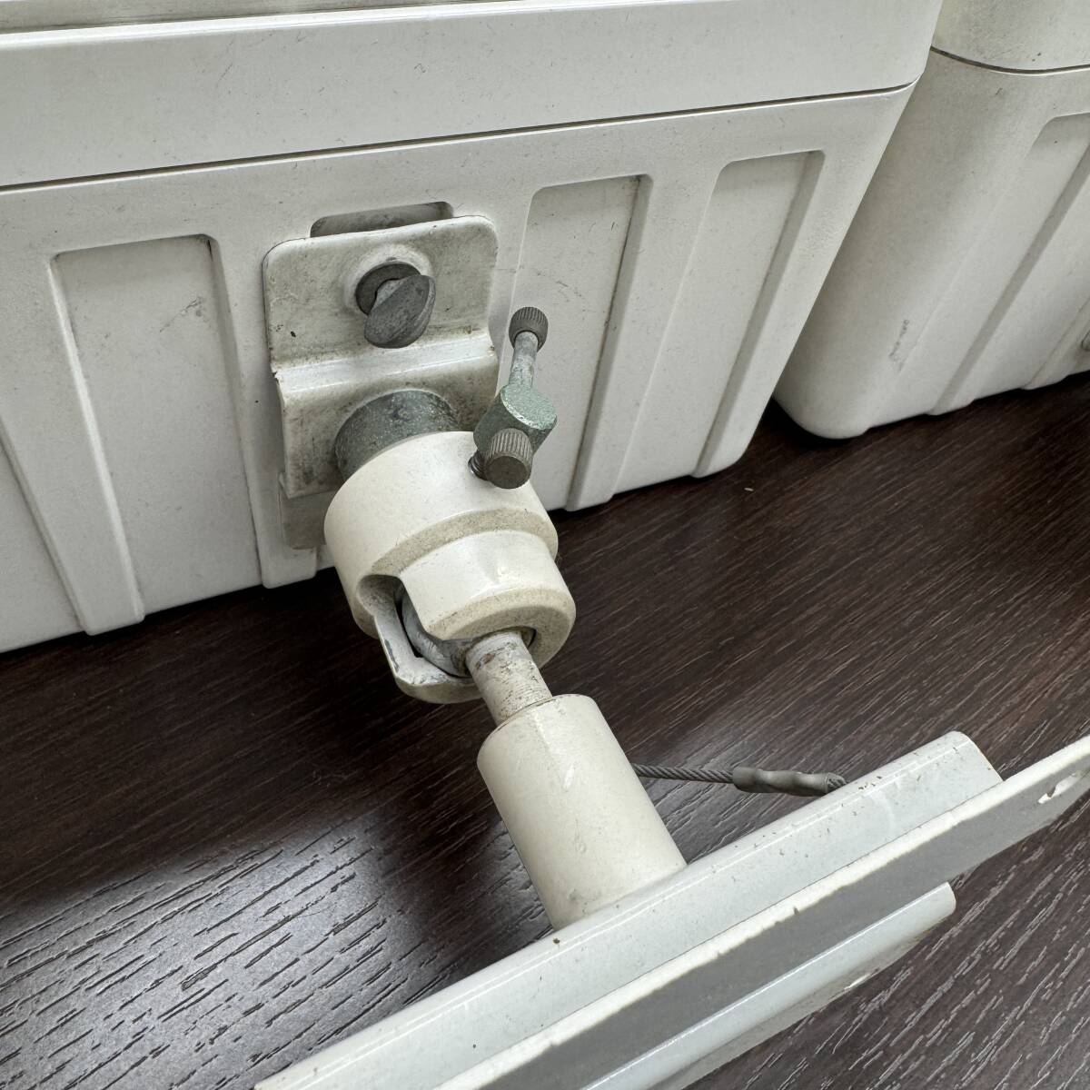 ＃7381【動作未確認】BOSE ボーズ スピーカー 101MMW ジャンク 音響機器 サウンド 音楽_画像3