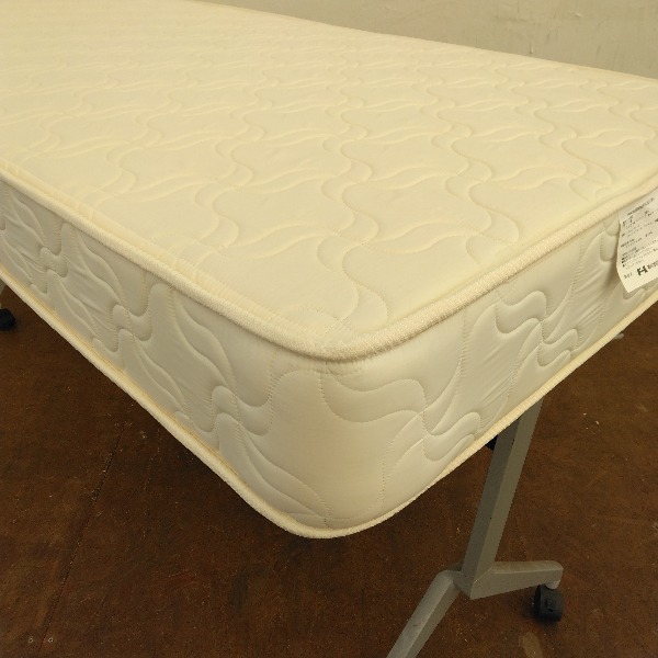 【倉庫引取限定!】中古 株式会社フルハウス シングル マットレス セミシングル ホワイト ボンネルコイル ベッド ベッドマット_画像7