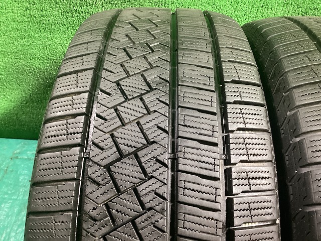 ピレリ ICEZERO アシンメトリコ 235/50R18 2023年製 冬タイヤ スタッドレスタイヤ 4本セット D2-2 EM_画像2