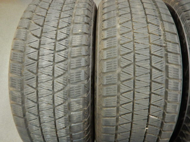  Range Rover оригинальный 5 split 8.5J-20+47 5-120 2022 год Blizzak DM-V3 255/55-20 8 минут. Discovery тоже.