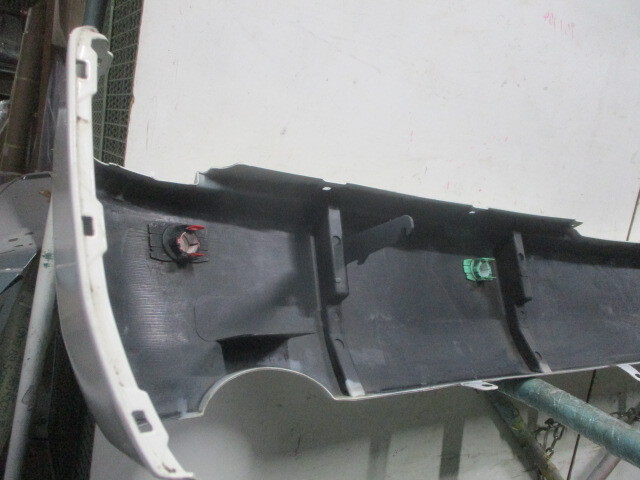 トヨタ ハイエース TRH214W リヤ リアバンパー 058 52159-26340 52159-26973-A0 ＊個人宅配送不可＊_画像8