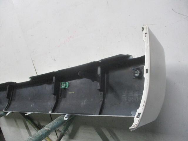 トヨタ ハイエース TRH214W リヤ リアバンパー 058 52159-26340 52159-26973-A0 ＊個人宅配送不可＊_画像9