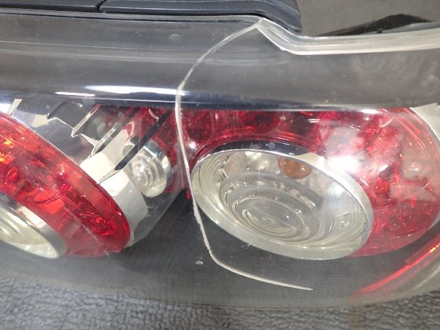 SE3P RX-8 タイプRS 後期 純正LEDテールライト 右側/R ジャンク (再)_画像3