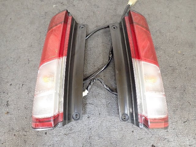 HN22S KEI　N-1　純正テールライト　左右セット　K6A　_画像1