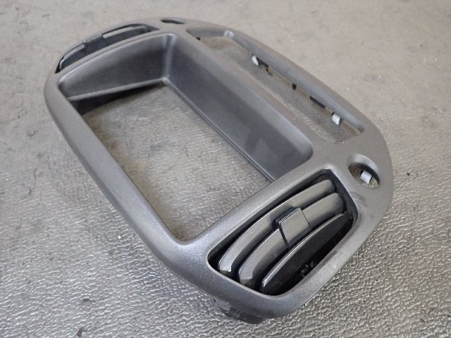 HN22S KEI　N-1　純正センターパネル/オーディオフェイス/エアコンダクト　K6A　_画像4