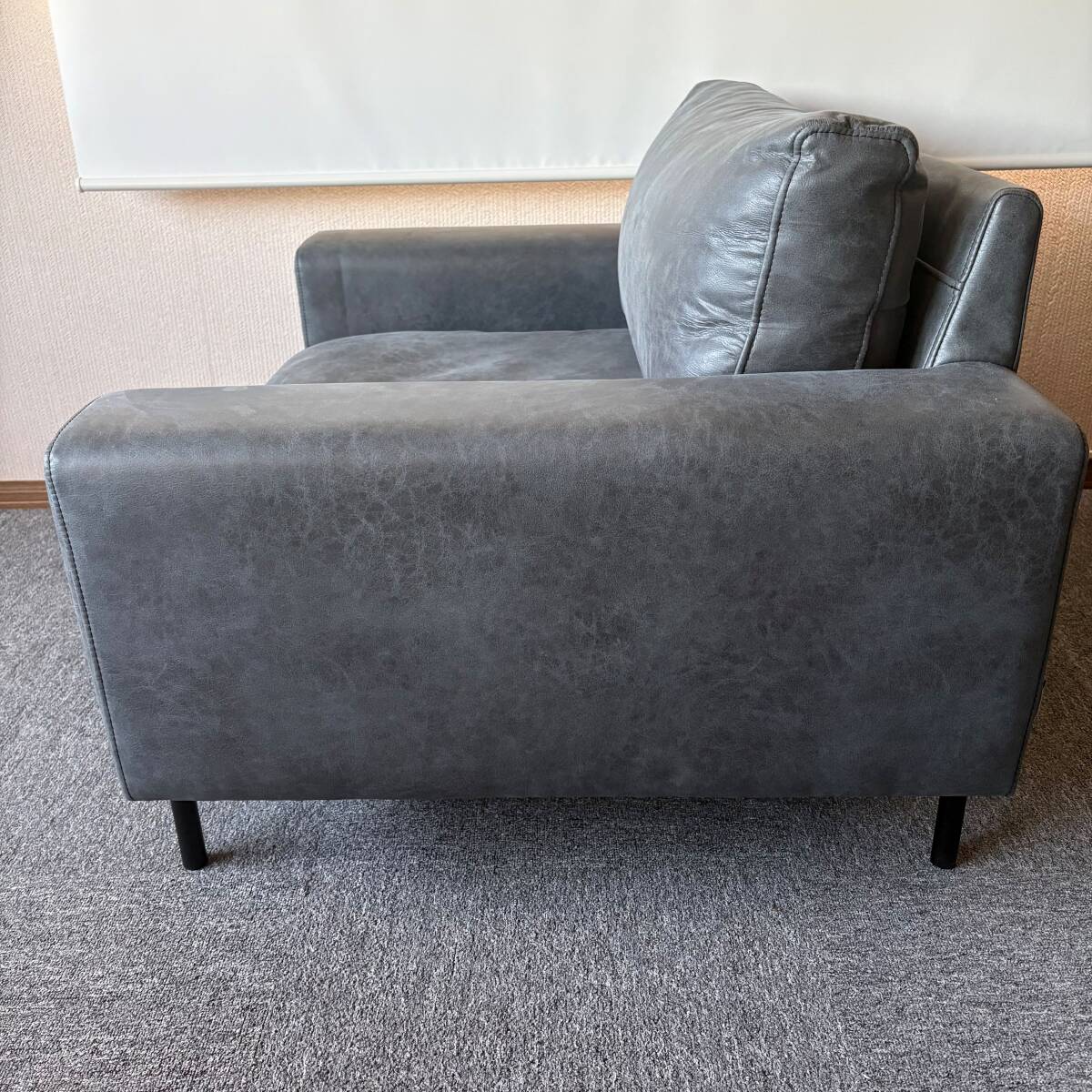 CRASH GATE クラッシュゲート■PLUTO プルート　ソファ　アッシュブラック　一人掛け■ヘッドレスト　アームテーブル付_画像3